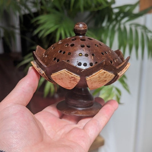COCONUT INCENSE BURNERS - Handmade from Sri Lanka