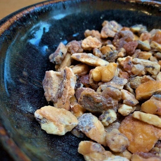 BENZOIN - Mata Kasar - Styrax benzoin - Incense Resin from Sumatra