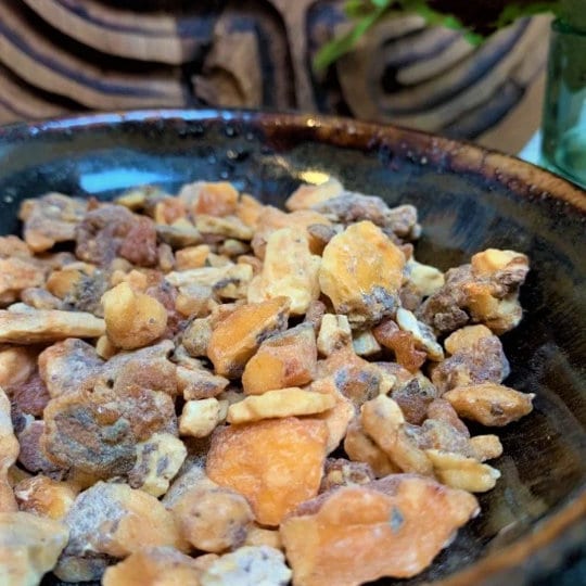 BENZOIN - Mata Kasar - Styrax benzoin - Incense Resin from Sumatra