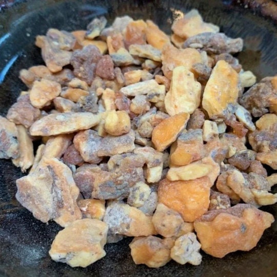 BENZOIN - Mata Kasar - Styrax benzoin - Incense Resin from Sumatra
