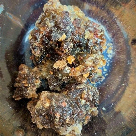 Sweet Black Dhofari Frankincense - Cloves, Anise, Cola - Boswellia sacra Incense Resin