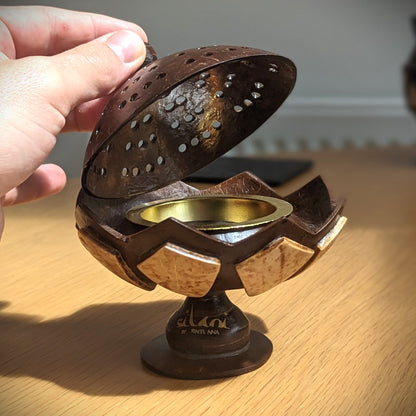 COCONUT INCENSE BURNERS - Handmade from Sri Lanka