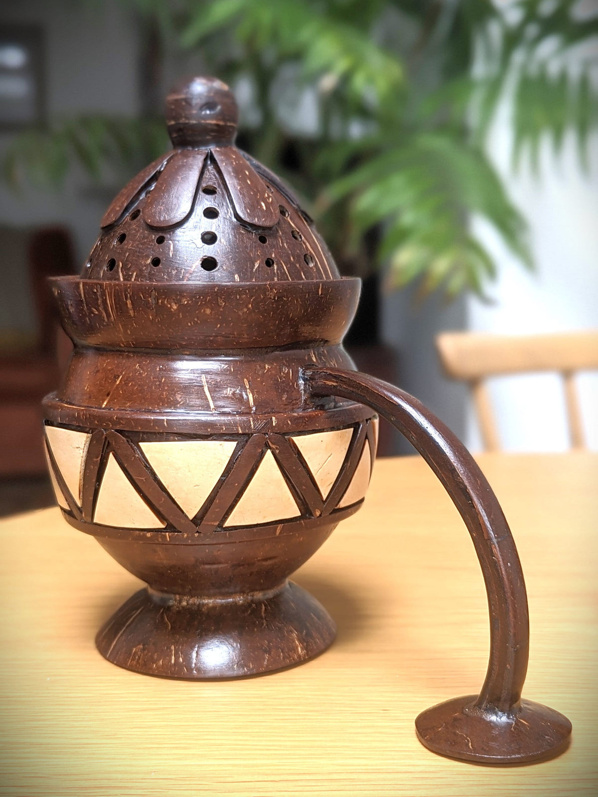 COCONUT INCENSE BURNERS - Handmade from Sri Lanka