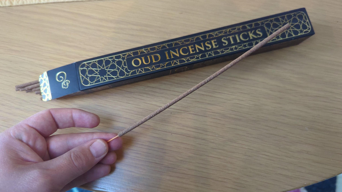 Oud Incense Sticks - Luxurious Walla patta from Sri Lanka - 20 per pack