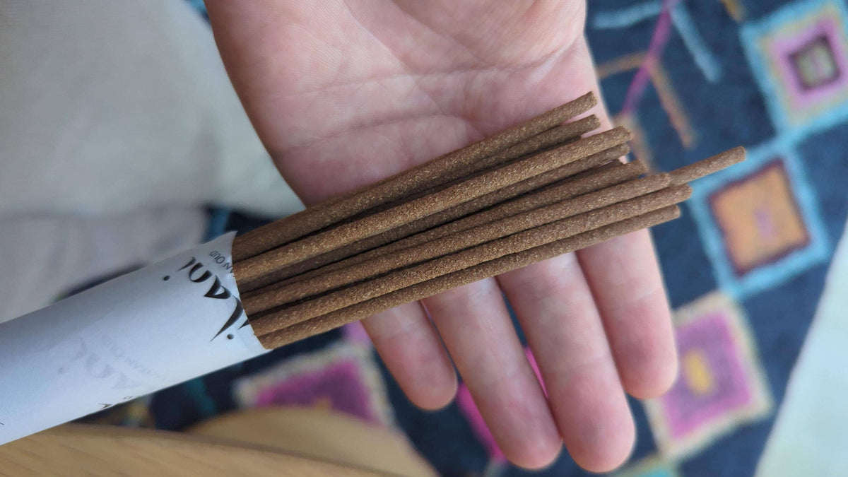 Oud Incense Sticks - Luxurious Walla patta from Sri Lanka - 20 per pack