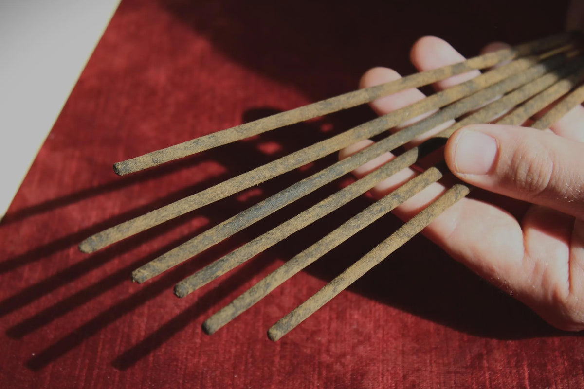 PITTA - Ayurvedic Incense Sticks - Hand rolled in the Himalayas
