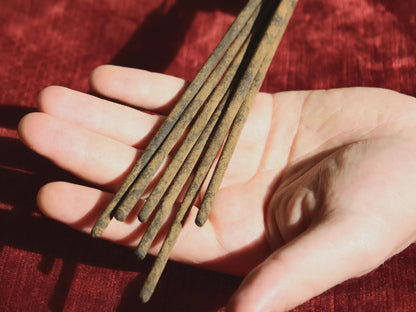 PITTA - Ayurvedic Incense Sticks - Hand rolled in the Himalayas
